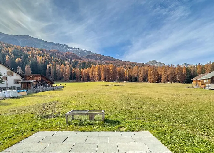 Chasa By Interhome Apartamento *