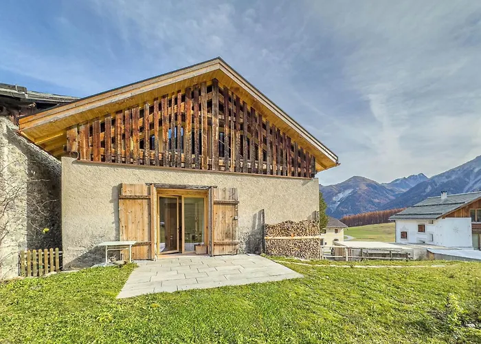 Chasa By Interhome Apartamento *