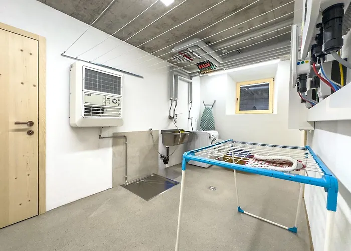 Apartamento Chasa By Interhome